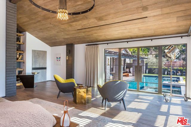 1707 Rising Glen Road, Los Angeles, CA 90069
