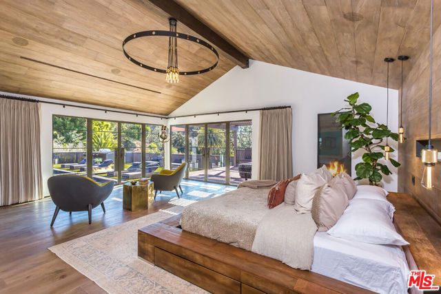 1707 Rising Glen Road, Los Angeles, CA 90069