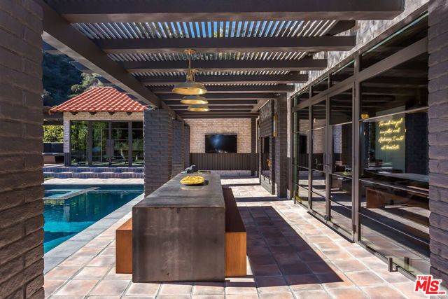 1707 Rising Glen Road, Los Angeles, CA 90069