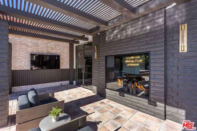 1707 Rising Glen Road, Los Angeles, CA 90069