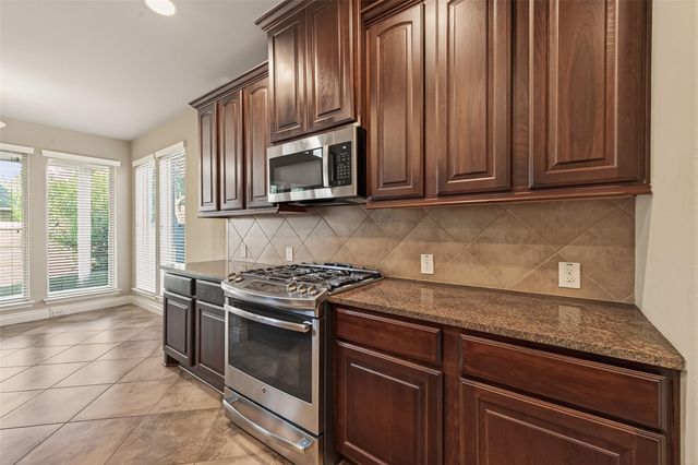 16810 Whighams Place, Richmond, TX 77407