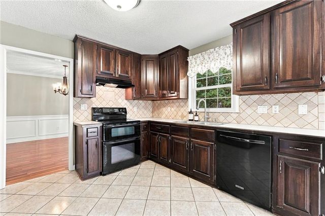 4950 Donny Brook Lane, Douglasville, GA 30135