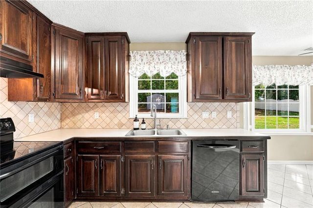4950 Donny Brook Lane, Douglasville, GA 30135