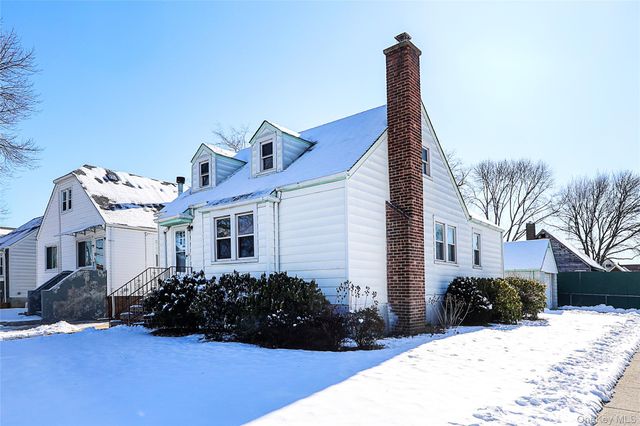 246-04 86th Avenue, Bellerose, NY 11426