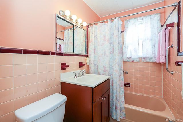 246-04 86th Avenue, Bellerose, NY 11426