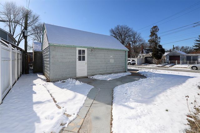 246-04 86th Avenue, Bellerose, NY 11426