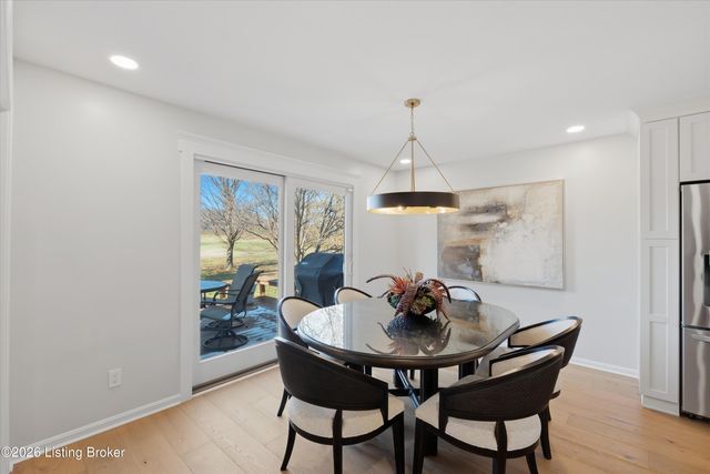 10215 Glenmary Farm Dr, Louisville, KY 40291