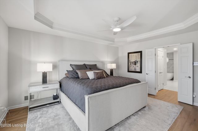 10215 Glenmary Farm Dr, Louisville, KY 40291