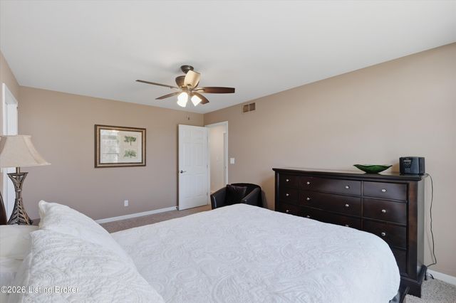 10215 Glenmary Farm Dr, Louisville, KY 40291