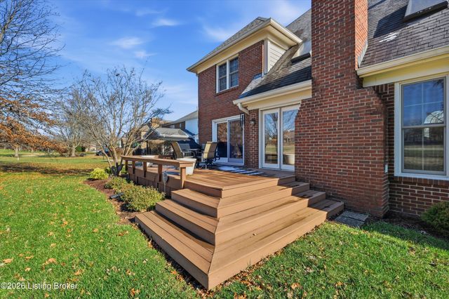 10215 Glenmary Farm Dr, Louisville, KY 40291