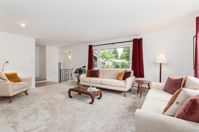6929 S Bemis Street, Littleton, CO 80120