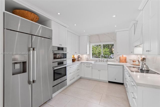 735 Benevento Ave, Coral Gables, FL 33146