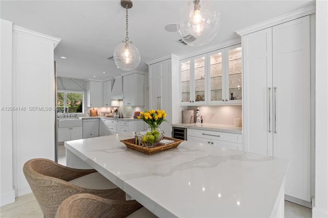 735 Benevento Ave, Coral Gables, FL 33146