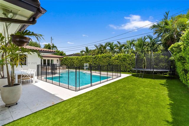 735 Benevento Ave, Coral Gables, FL 33146