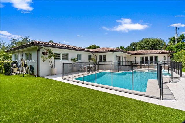 735 Benevento Ave, Coral Gables, FL 33146
