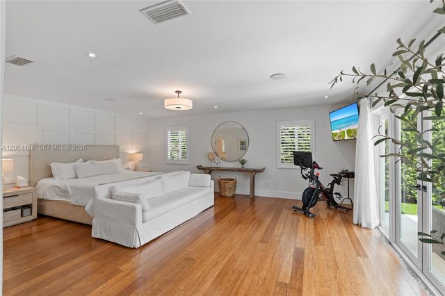 735 Benevento Ave, Coral Gables, FL 33146