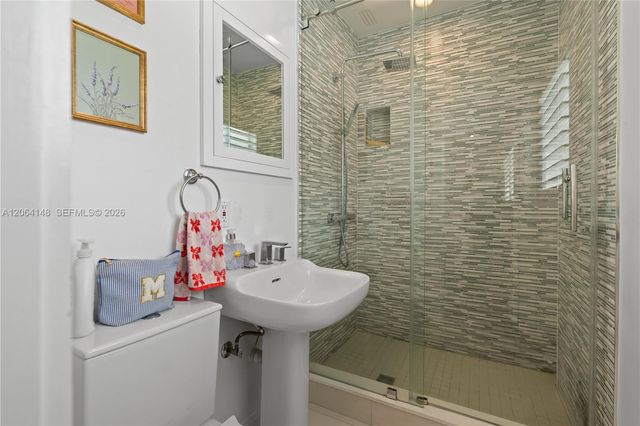 735 Benevento Ave, Coral Gables, FL 33146