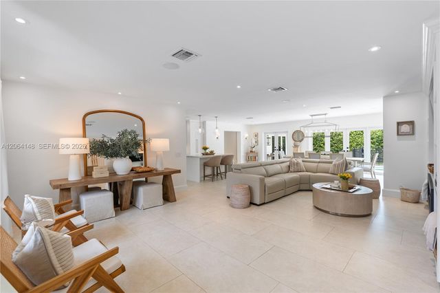 735 Benevento Ave, Coral Gables, FL 33146