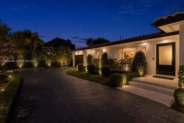 735 Benevento Ave, Coral Gables, FL 33146