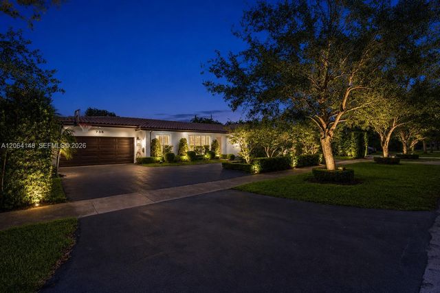 735 Benevento Ave, Coral Gables, FL 33146