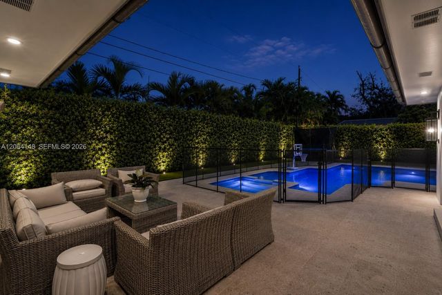 735 Benevento Ave, Coral Gables, FL 33146
