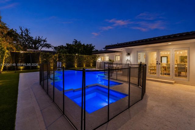 735 Benevento Ave, Coral Gables, FL 33146