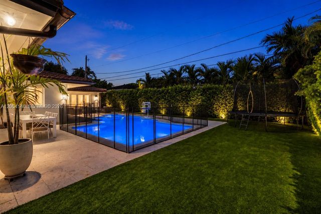 735 Benevento Ave, Coral Gables, FL 33146