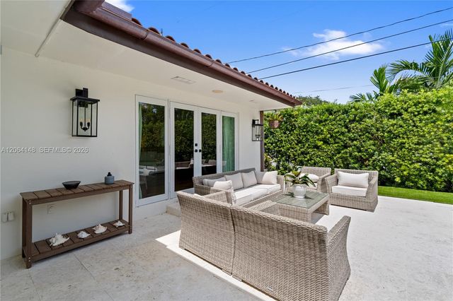 735 Benevento Ave, Coral Gables, FL 33146