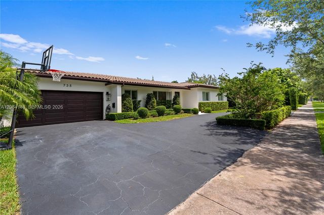 735 Benevento Ave, Coral Gables, FL 33146