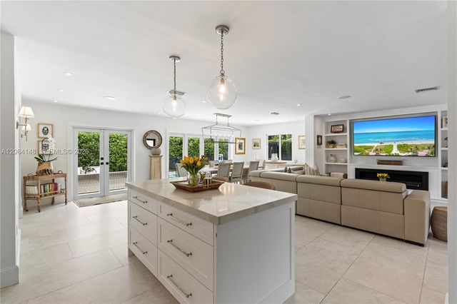 735 Benevento Ave, Coral Gables, FL 33146