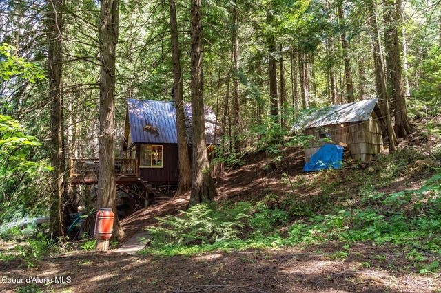 9598 S Upper Twin Lakes Shore, Rathdrum, ID 83858