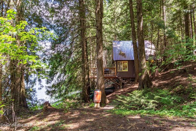 9598 S Upper Twin Lakes Shore, Rathdrum, ID 83858