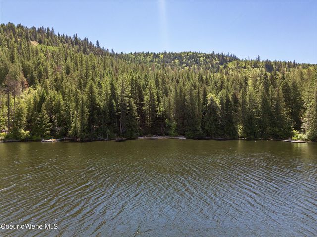 9598 S Upper Twin Lakes Shore, Rathdrum, ID 83858