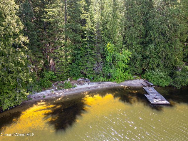 9598 S Upper Twin Lakes Shore, Rathdrum, ID 83858