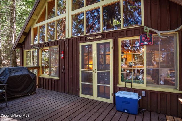 9598 S Upper Twin Lakes Shore, Rathdrum, ID 83858