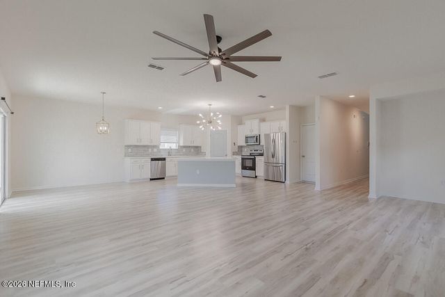 2223 WILLOW SPRINGS Drive, Green Cove Springs, FL 32043