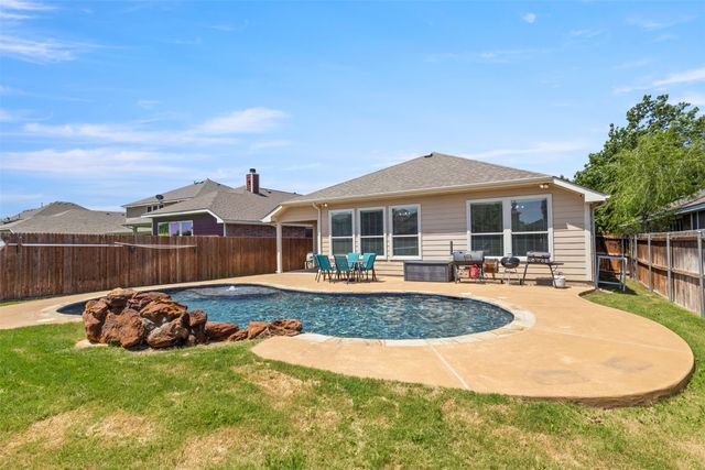 13220 Padre Avenue, Fort Worth, TX 76244