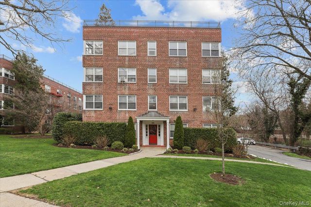 793 Palmer Road 3F, Bronxville, NY 10708