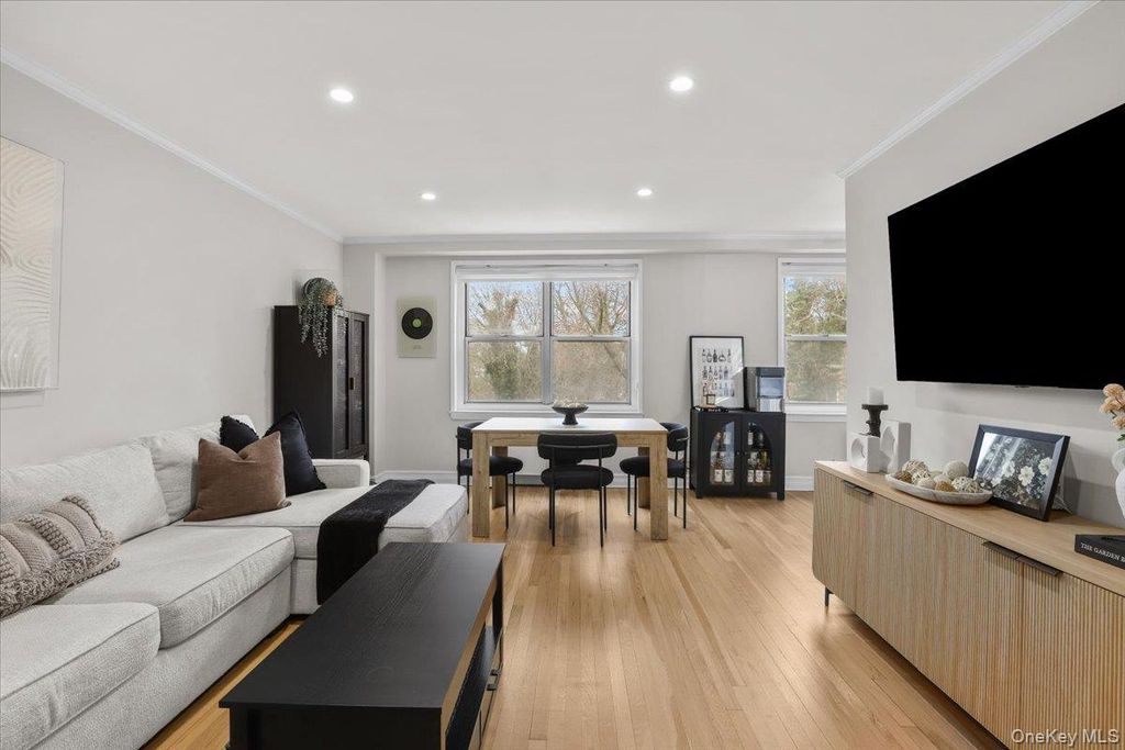 793 Palmer Road 3F, Bronxville, NY 10708