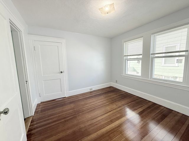 204 Farrington St 1, Quincy, MA 02170