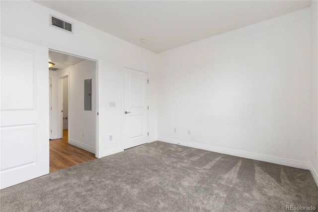9059 E Panorama Circle B211, Englewood, CO 80112