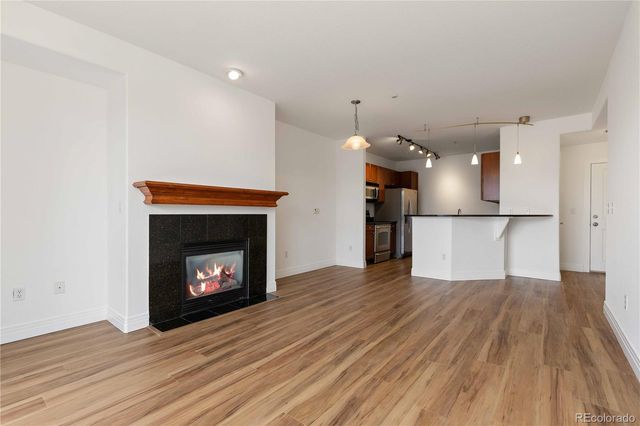 9059 E Panorama Circle B211, Englewood, CO 80112