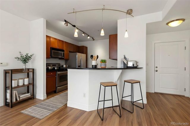 9059 E Panorama Circle B211, Englewood, CO 80112
