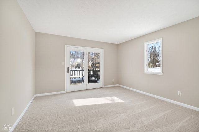 9970 Oakleaf Way, Mccordsville, IN 46055