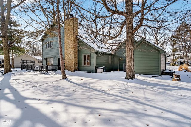 9970 Oakleaf Way, Mccordsville, IN 46055