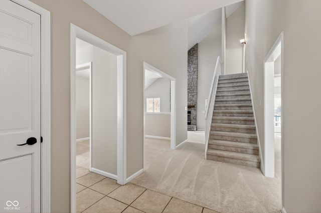 9970 Oakleaf Way, Mccordsville, IN 46055