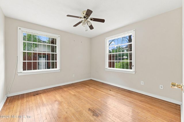 8140 W CONCORD Boulevard W, Jacksonville, FL 32208