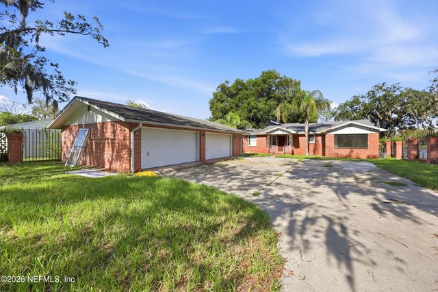 8140 W CONCORD Boulevard W, Jacksonville, FL 32208