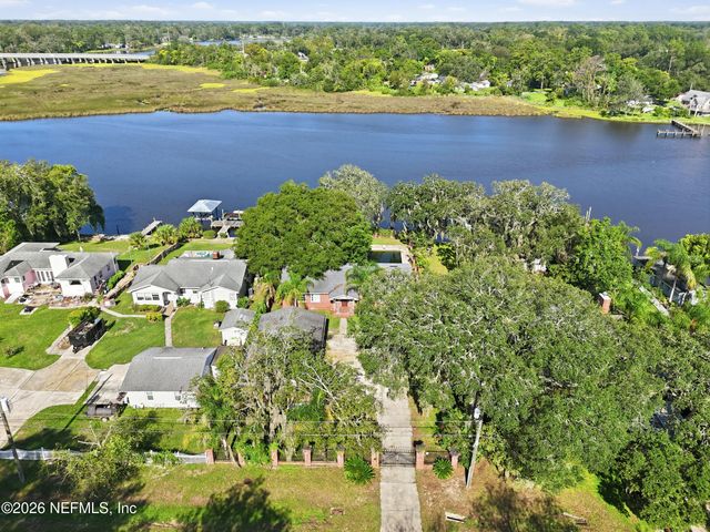 8140 W CONCORD Boulevard W, Jacksonville, FL 32208