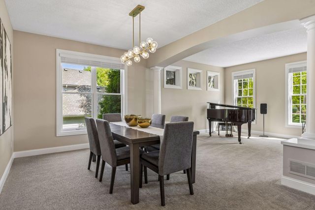 1981 Topaz Drive, Chanhassen, MN 55317